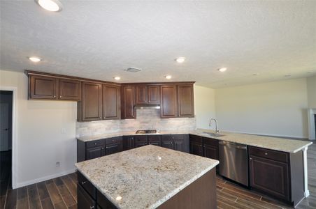 New construction Single-Family house 3805 Verde River Rd, League City, TX 77539 - image 6