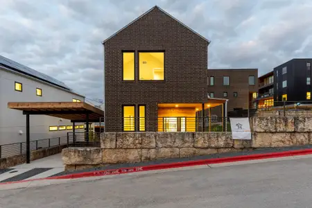 New construction Single-Family house 900 S 2Nd St, Unit 23, Austin, TX 78704 null- photo 0 0