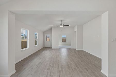 New construction Single-Family house 224 Ironshoe Trl, Liberty Hill, TX 78642 plan Lexington - image 17