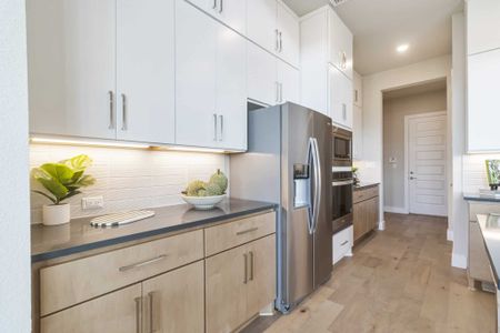 New construction Single-Family house 605 Crescent View Dr, Georgetown, TX 78628 plan Roosevelt - image 13