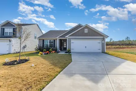 New construction Single-Family house 620 Lamorak Pl, Richburg, SC 29729 - image