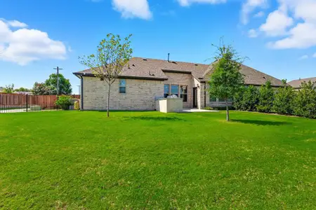 New construction Single-Family house 2702 Geranium Ln, Garland, TX 75042 - image