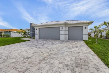 New construction Single-Family house 1430 Se 23Rd St, Cape Coral, FL 33990 - image