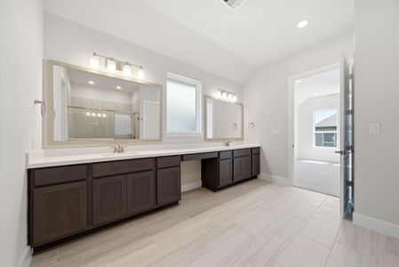 New construction Single-Family house 10025 Larkin Cv, Willis, TX 77318 plan Lantana - image 15