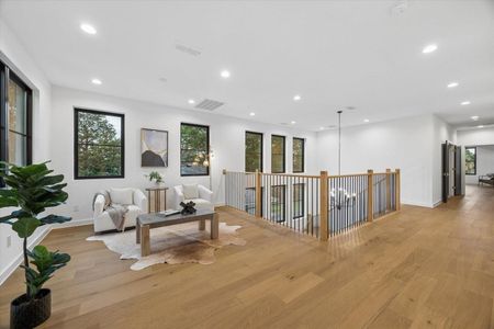 New construction Single-Family house 1527 Thornton Rd, Houston, TX 77018 plan The Emerson - image 17