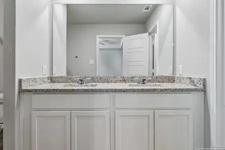 New construction Multi-Family house 3915 Abbott Pass, San Antonio, TX 78152 plan Plan 1345 - image 12