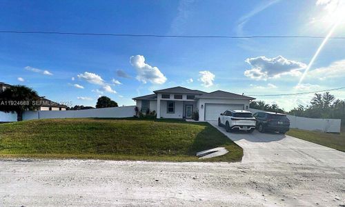 New construction Single-Family house 7799 16Th, Labelle, FL 33935 - image