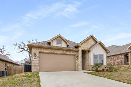 New construction Single-Family house 968 Ben Dr, Springtown, TX 76082 null- photo 1 1