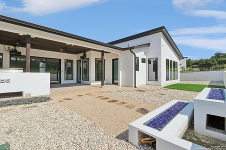 New construction Single-Family house 9614 Midsomer Pl, San Antonio, TX 78255 - image