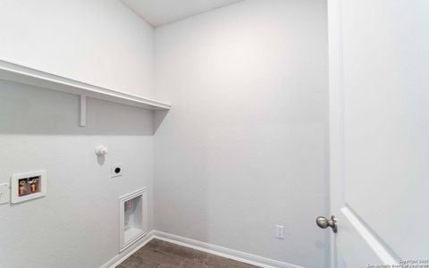 New construction Single-Family house 1216 Sweden, Seguin, TX 78155 Rio Grande- photo 19 19