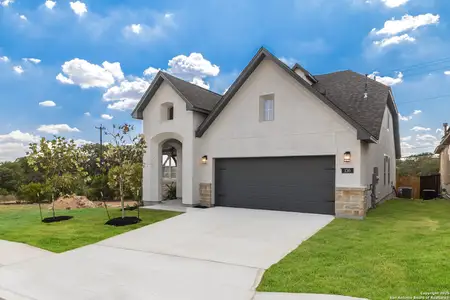 New construction Single-Family house 130 Gallant Fox Dr, Castroville, TX 78009 plan Plan 2632 - image