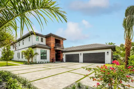 New construction Single-Family house 1708 N Lakeside Dr, Lake Worth, FL 33460 - image