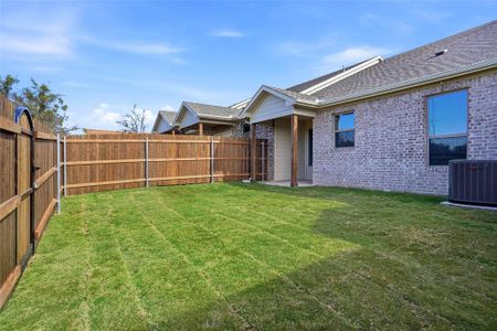 New construction Townhouse house 210 Legacy Blvd, Weatherford, TX 76086 - image 3