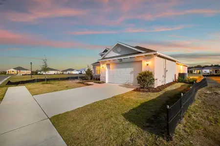 New construction Single-Family house 3951 Kennebunk Lp, Mount Dora, FL 32757 - image