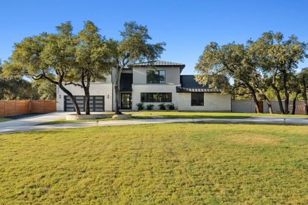 New construction Single-Family house 10005 Cerro Alto Cv, Austin, TX 78733 - photo 0