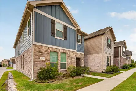 New construction Single-Family house 4716 Stunning Pathway, Haltom City, TX 76117 - image