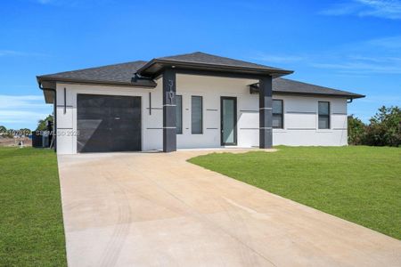 New construction Single-Family house 3101 Sara Ave S, Lehigh Acres, FL 33976 - image