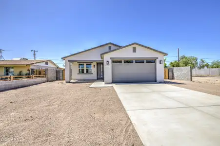 New construction Single-Family house 9401 W Coronado Dr, Arizona City, AZ 85123 - image