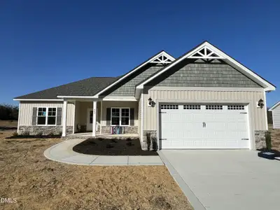 New construction Single-Family house 307 Creeks Edge Dr, Pikeville, NC 27863 - image