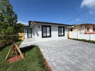 New construction Single-Family house 644 Nw 6Th Ct, Hallandale Beach, FL 33009 - image