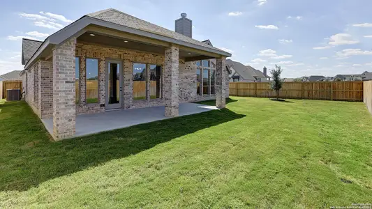 New construction Single-Family house 354 Lacey Oak, Castroville, TX 78009 2493W- photo 0