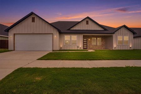 New construction Single-Family house 532 Highview Ct, Godley, TX 76044 - image