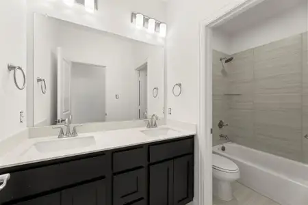 New construction Single-Family house 1212 Redcoat Dr, Forney, TX 75126 plan Freedom - image 9