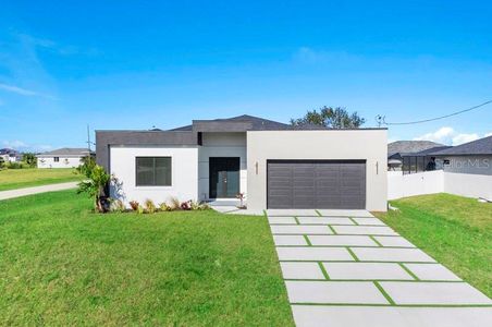 New construction Single-Family house 3927 Nw 38Th St, Cape Coral, FL 33993 - image