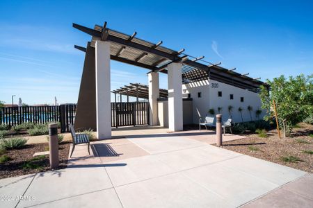 New construction Single-Family house 15812 W Kendall St, Goodyear, AZ 85338 Revolution Plan 4083- photo 21 21