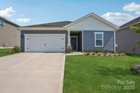 New construction Single-Family house 1991 Paddlewheel Dr, Stanley, NC 28164 plan Buchanan - image