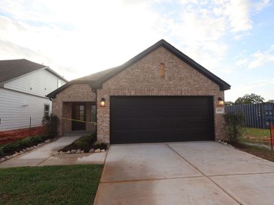 New construction Single-Family house 5930 Texas Sun Dr, Fulshear, TX 77441 plan Azalea - Smart Series - image