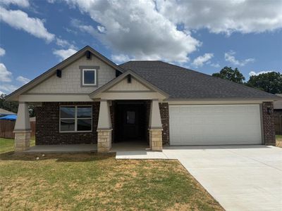 New construction Single-Family house 916 Ben, Springtown, TX 76082 null- photo 0