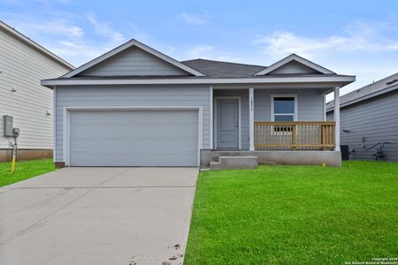 New construction Single-Family house 1851 Nuthatch Rdg, New Braunfels, TX 78130 plan Ramsey - image