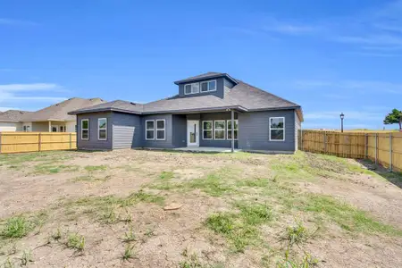 New construction Single-Family house 520 E Lamar St, Palmer, TX 75152 - image