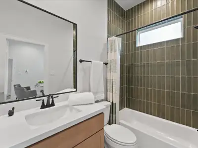 New construction Single-Family house 4842 Pinemont Dr, Houston, TX 77091 - image 7