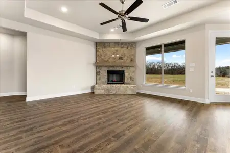 New construction Single-Family house 1045 Leo Ln, Poolville, TX 76487 The Wellington II- photo 5 5