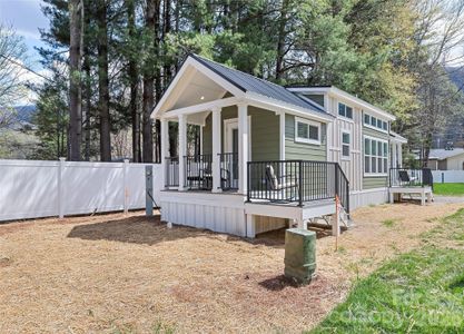New construction Single-Family house 79 Getaway Ln, Unit 9, Maggie Valley, NC 28751 - image