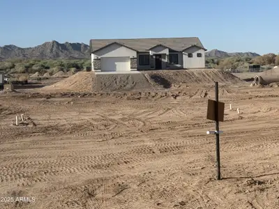 New construction Single-Family house 23537 W Estes Wy, Buckeye, AZ 85326 - image