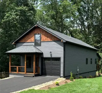 New construction Single-Family house 203 1 S Oconeechee Ave, Black Mountain, NC 28711 - image
