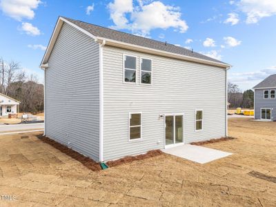 New construction Single-Family house 31 Rolling Banks Dr, Louisburg, NC 27549 null- photo 3 3