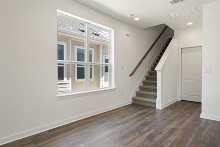 New construction Condo/Apt house 517B Burlington Dr, Buda, TX 78610 - photo 15 15