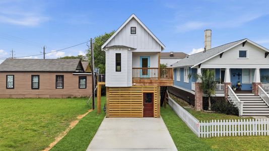 New construction Single-Family house 2622 Ave M 1/2, Galveston, TX 77550 - image