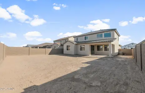 New construction Single-Family house 42970 W Palo Abeto Dr, Maricopa, AZ 85138 plan Prato - image