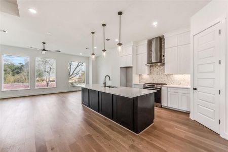 New construction Single-Family house 806 Fisher St, Unit B, Houston, TX 77018 - image 12