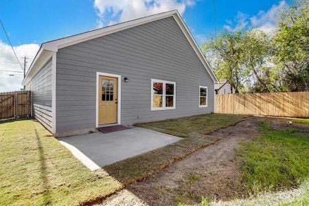 New construction Single-Family house 2729 Finley St, Fort Worth, TX 76131 - image 2