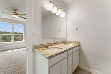 New construction Single-Family house 3714 Violet Ln, Huntsville, TX 77340 - image 7