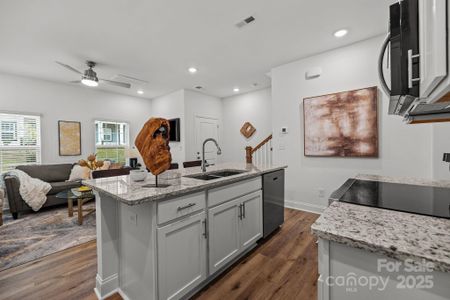 New construction Townhouse house 5004 Cherry Gum Ct, Matthews, NC 28105 - image 7