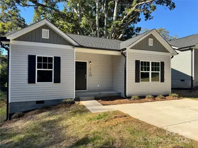 New construction Single-Family house 1215 1/2 Mountain Ave, Gastonia, NC 28052 - image
