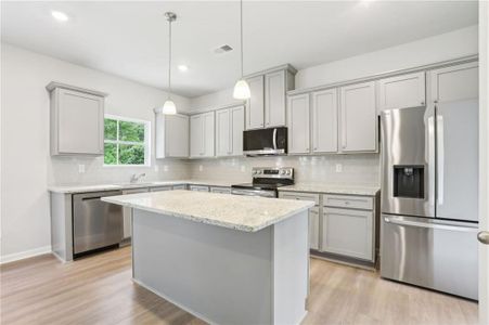 New construction Single-Family house 240 Cedar Wood Trce, Winder, GA 30680 plan The Dunford - image 3