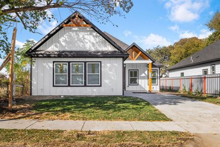 New construction Single-Family house 3766 Waldorf St, Fort Worth, TX 76119 null- photo 1 1